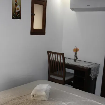Apartment Ace Studio